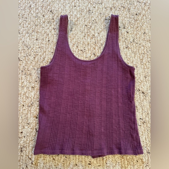 *3 for $9* AE Button Tank - Picture 3 of 9